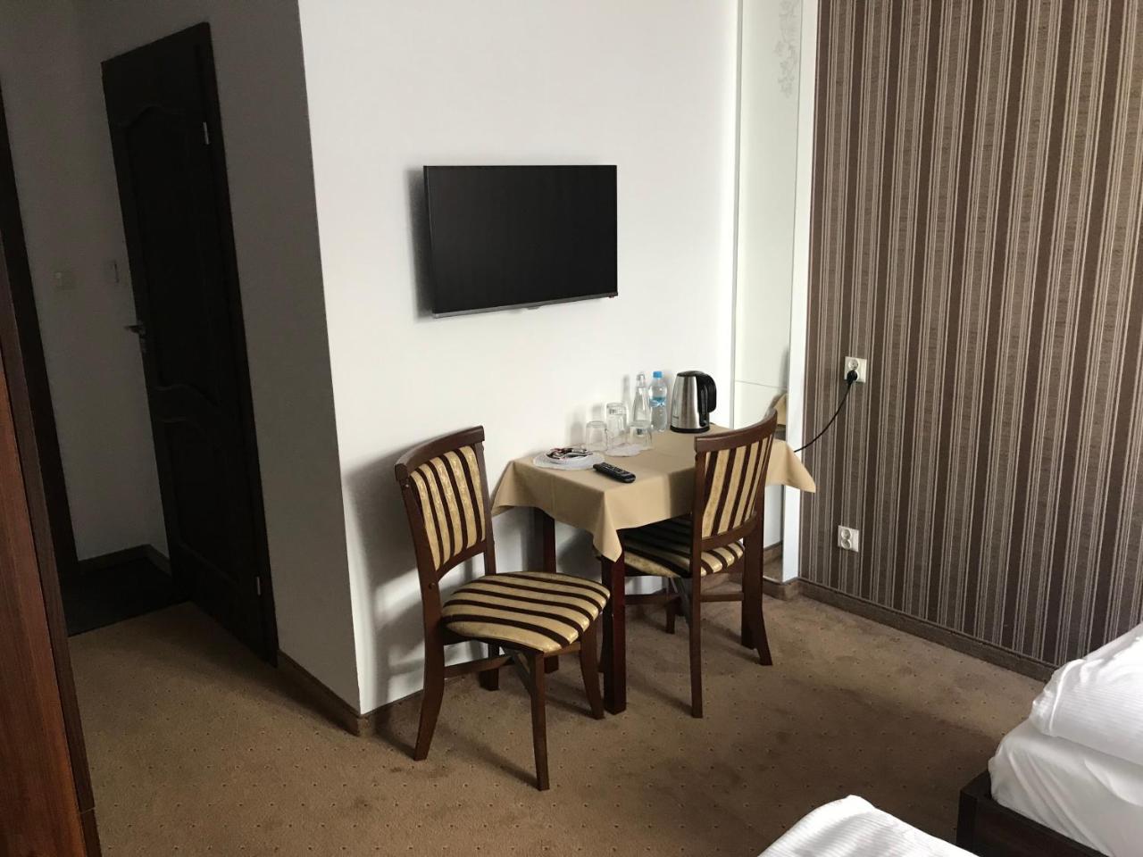 Gosciniec Pod Mlynem Hotel Inowroclaw Luaran gambar