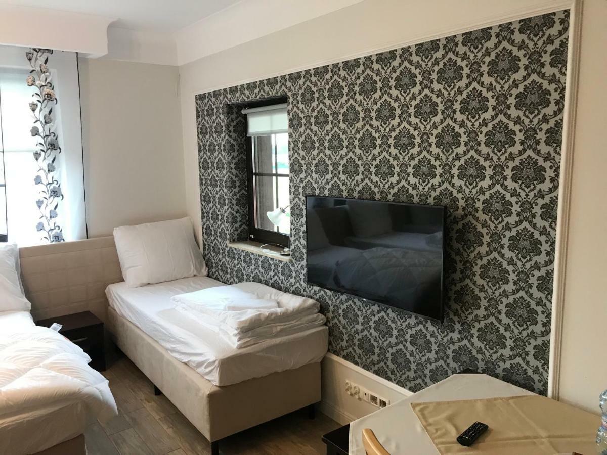 Gosciniec Pod Mlynem Hotel Inowroclaw Luaran gambar
